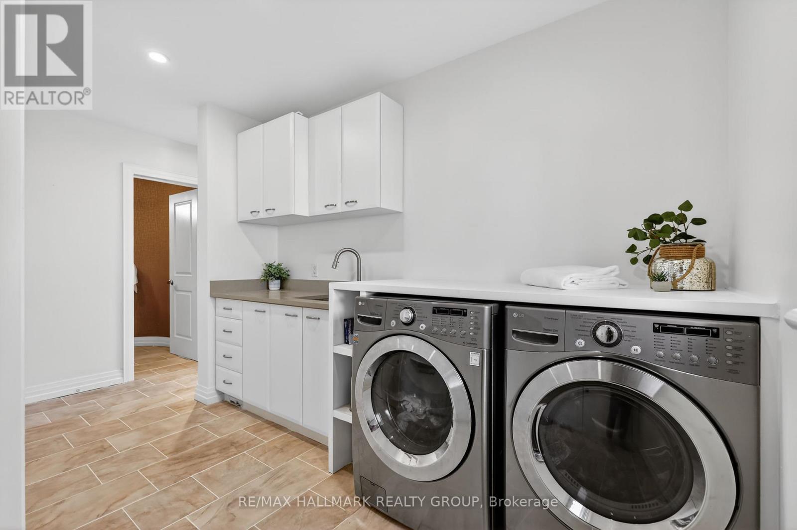 1934 Lenester Avenue, Ottawa, Ontario  K2A 1J9 - Photo 21 - X13435800