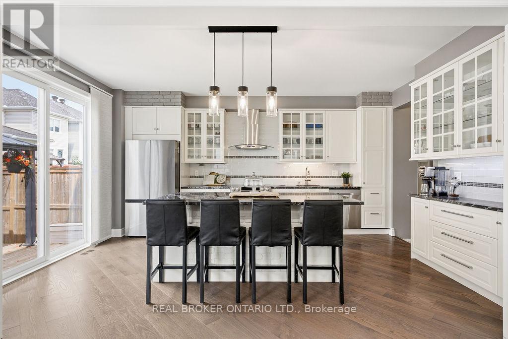 984 Shimmerton Circle, Ottawa, Ontario  K2M 0L4 - Photo 10 - X13435842