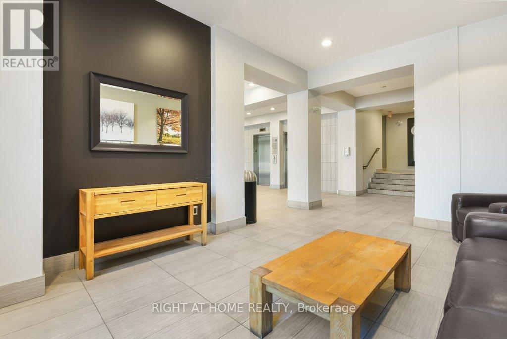 409 - Ph9 - 808 Bronson Avenue, Ottawa, Ontario  K1S 5A4 - Photo 4 - X13435854