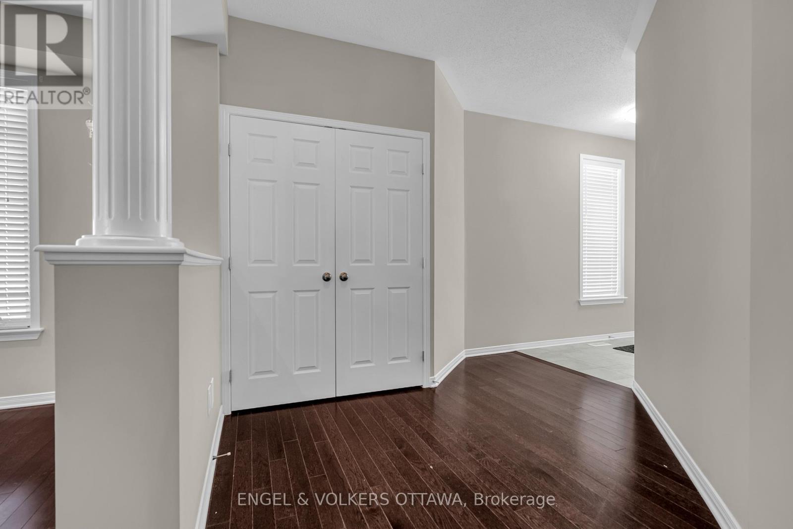 40 Tapadero Avenue, Ottawa, Ontario  K2V 0E2 - Photo 3 - X13435896