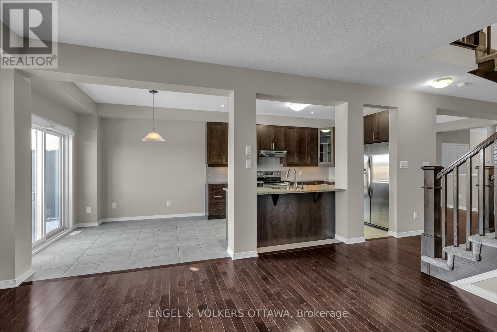 40 Tapadero Avenue, Ottawa, Ontario  K2V 0E2 - Photo 8 - X13435896