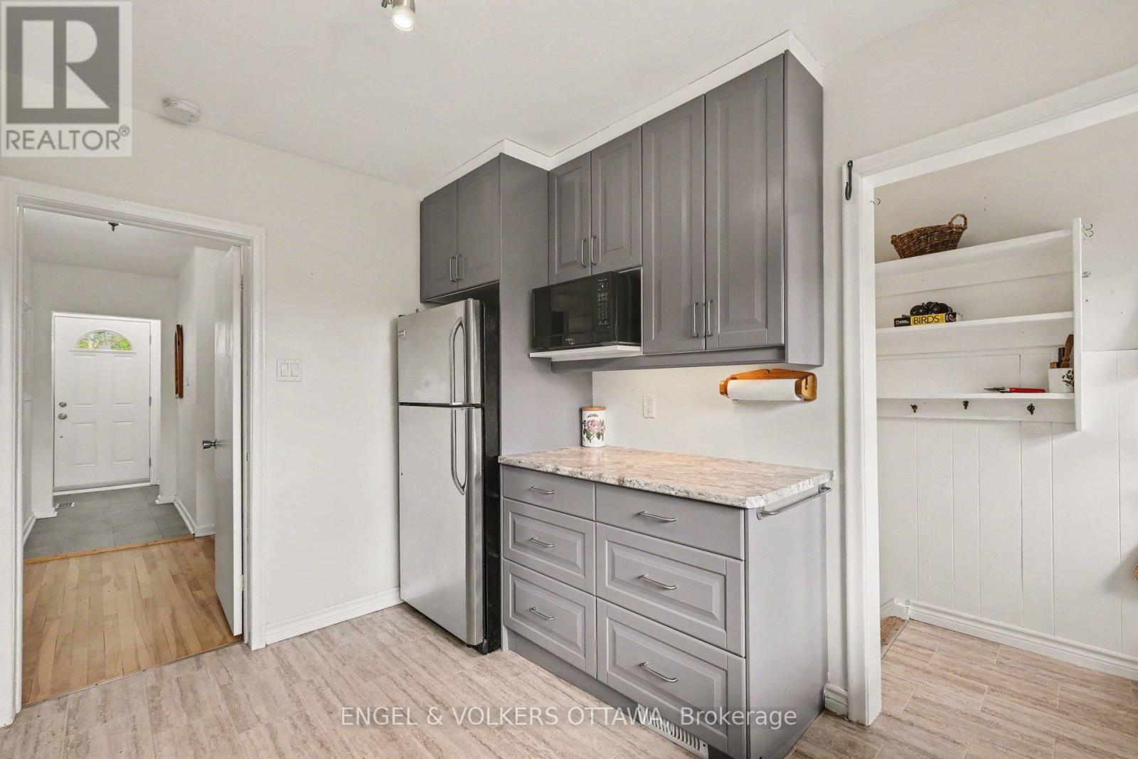 1113 Field Street, Ottawa, Ontario  K2C 2P6 - Photo 12 - X13435946