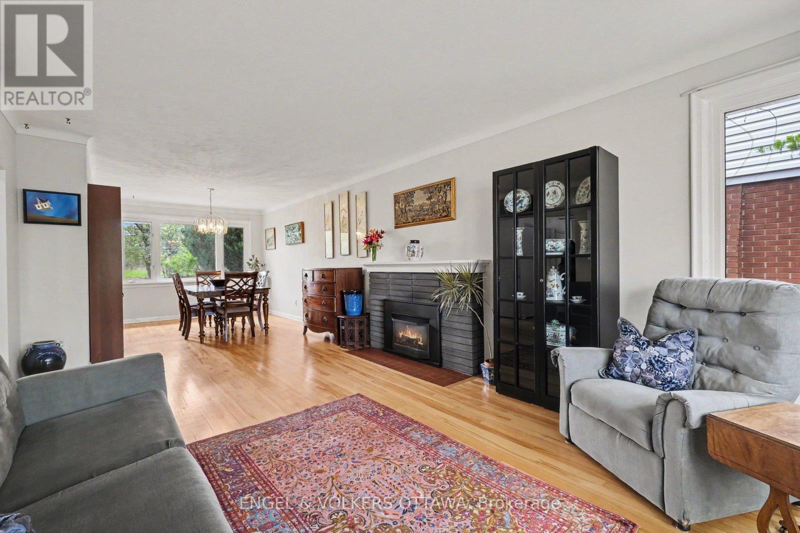 1113 Field Street, Ottawa, Ontario  K2C 2P6 - Photo 6 - X13435946