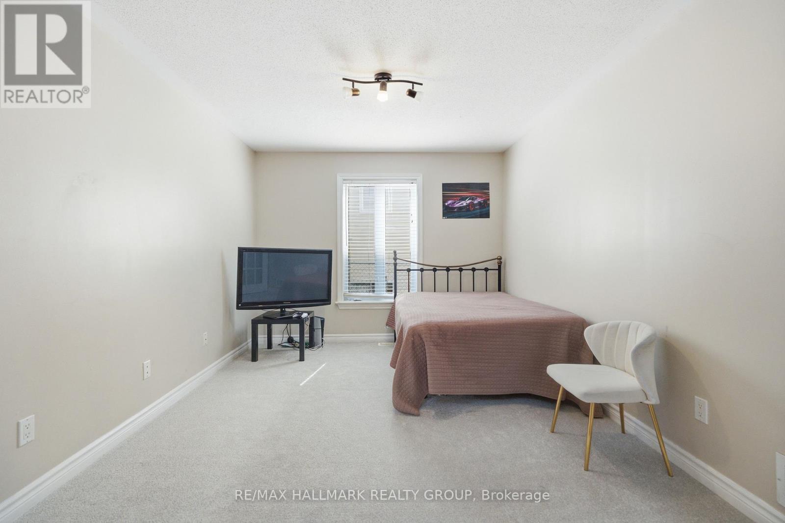 800 Long Point Circle, Ottawa, Ontario  K1T 4H6 - Photo 11 - X13435950