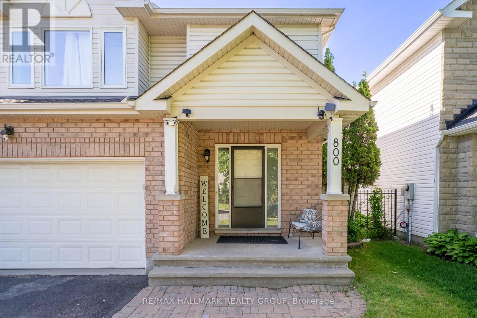 800 Long Point Circle, Ottawa, Ontario  K1T 4H6 - Photo 2 - X13435950