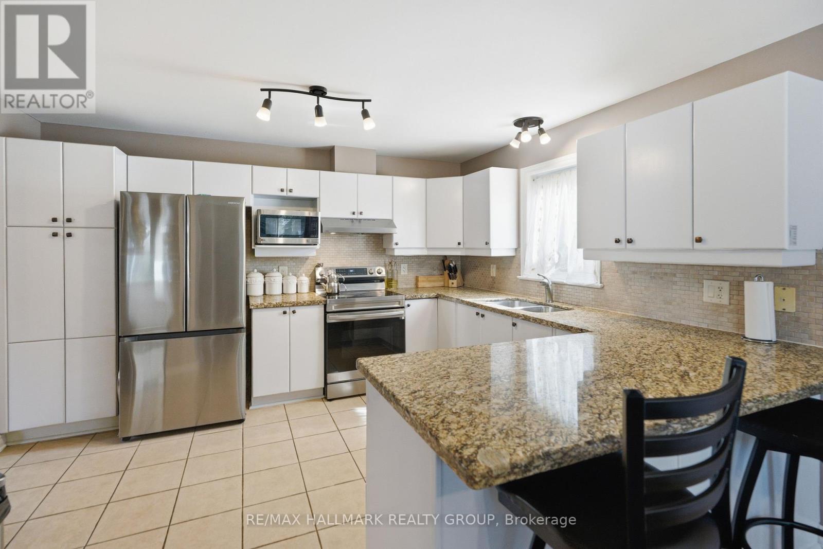 800 Long Point Circle, Ottawa, Ontario  K1T 4H6 - Photo 20 - X13435950