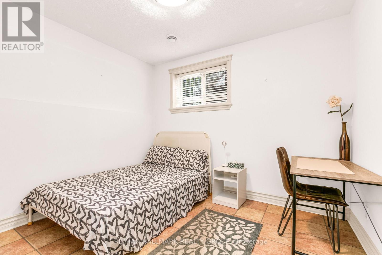 2051 Frank Bender Street, Ottawa, Ontario  K1C 1M7 - Photo 22 - X13435986