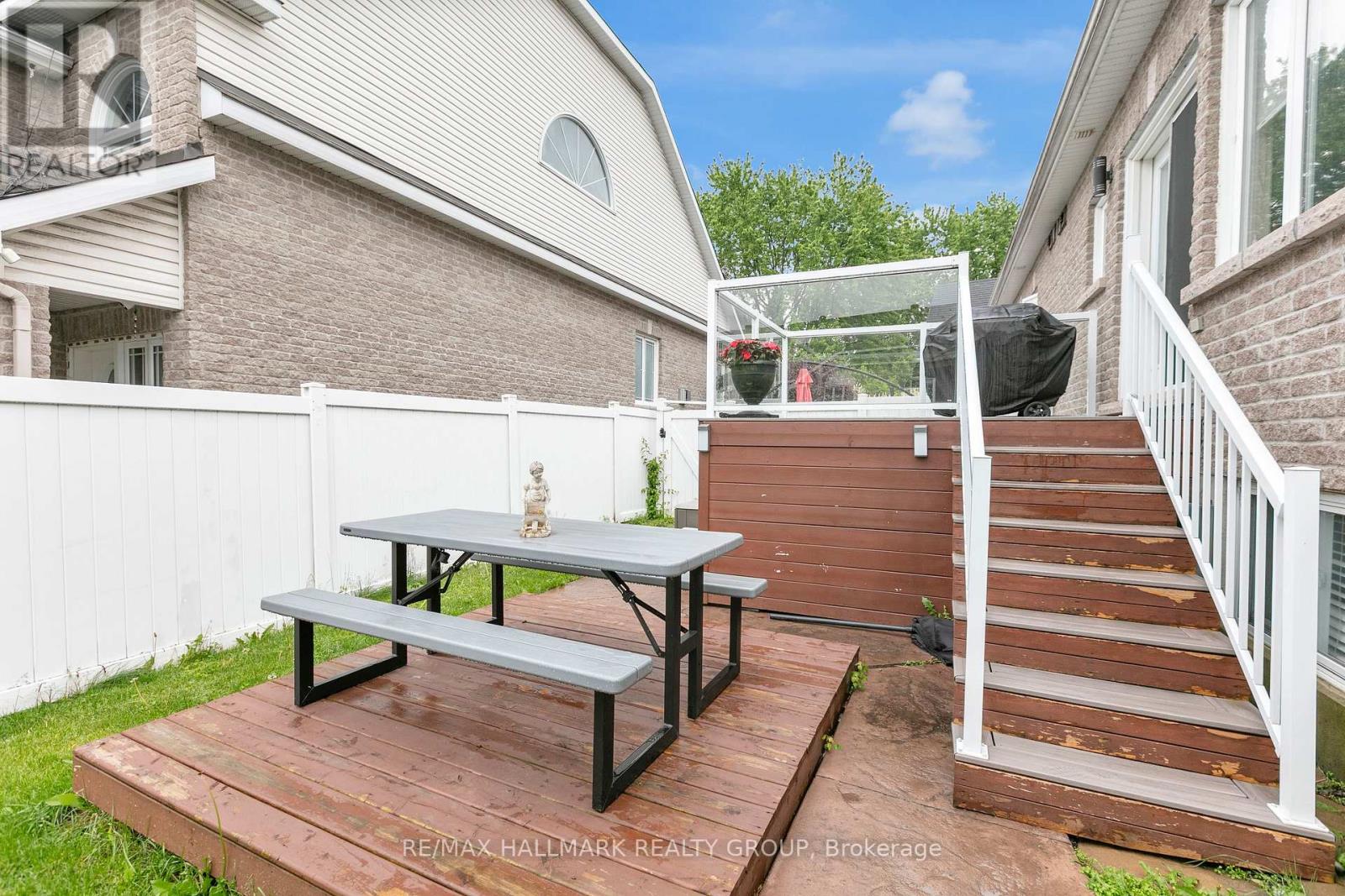 2051 Frank Bender Street, Ottawa, Ontario  K1C 1M7 - Photo 28 - X13435986