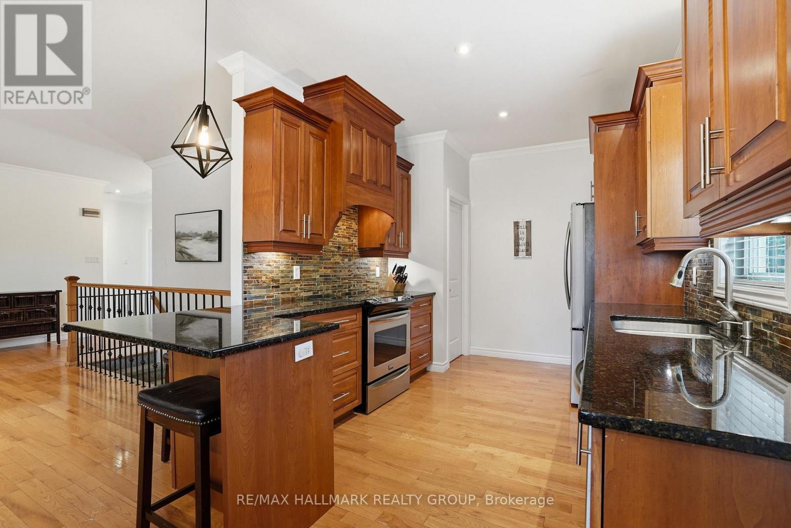 1028 Laviolette Street, Clarence-Rockland, Ontario  K4K 1B8 - Photo 11 - X13435992