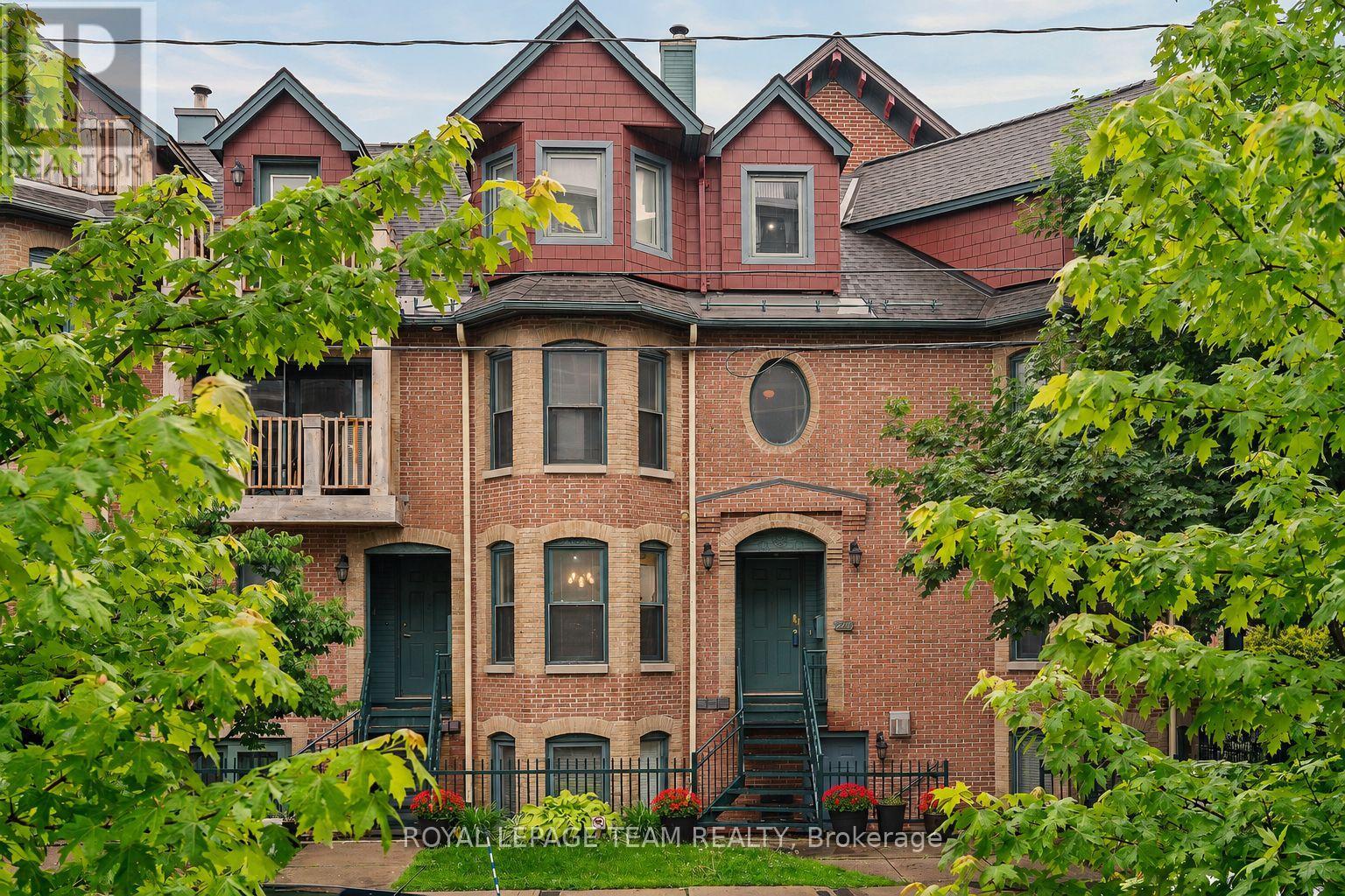 2 - 220 WILBROD AVENUE, Ottawa, Ontario