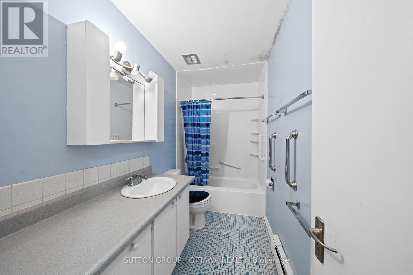 147 Banning Road, Ottawa, Ontario  K2L 1C5 - Photo 18 - X13436138