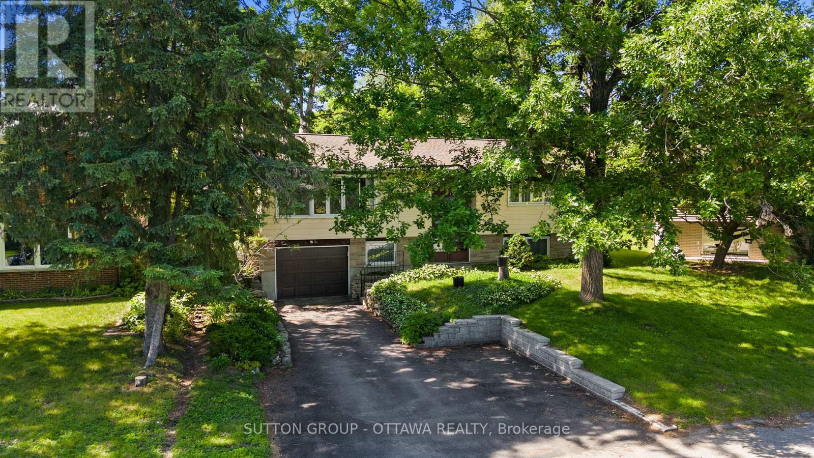 147 Banning Road, Ottawa, Ontario  K2L 1C5 - Photo 2 - X13436138