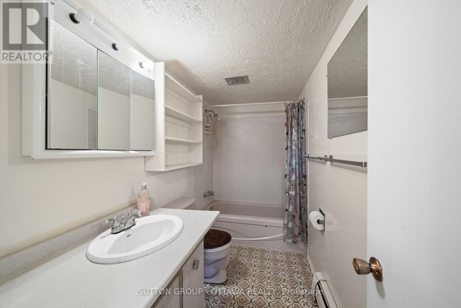 147 Banning Road, Ottawa, Ontario  K2L 1C5 - Photo 24 - X13436138