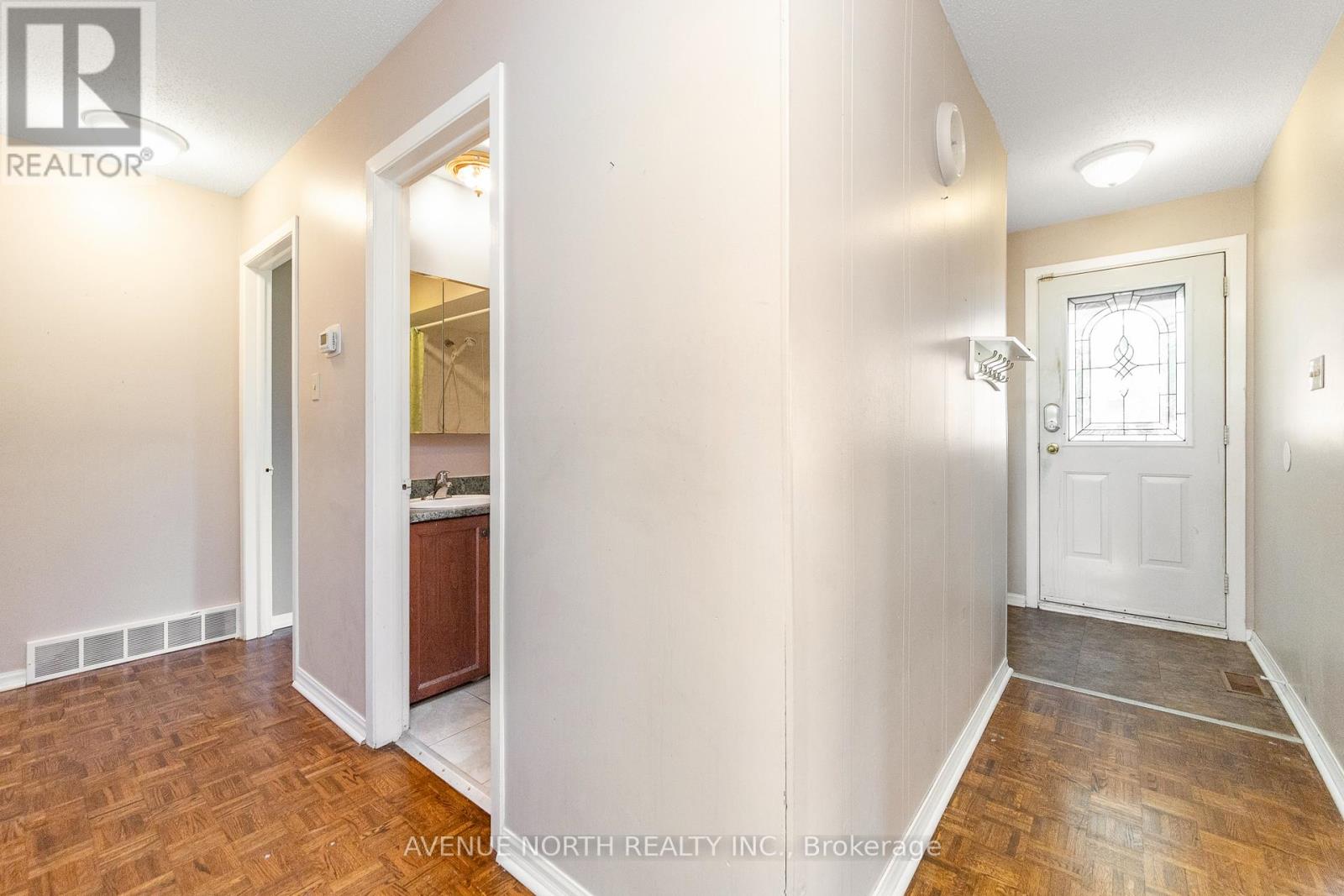 3005 Mccarthy Road, Ottawa, Ontario  K1V 8K7 - Photo 4 - X13436158