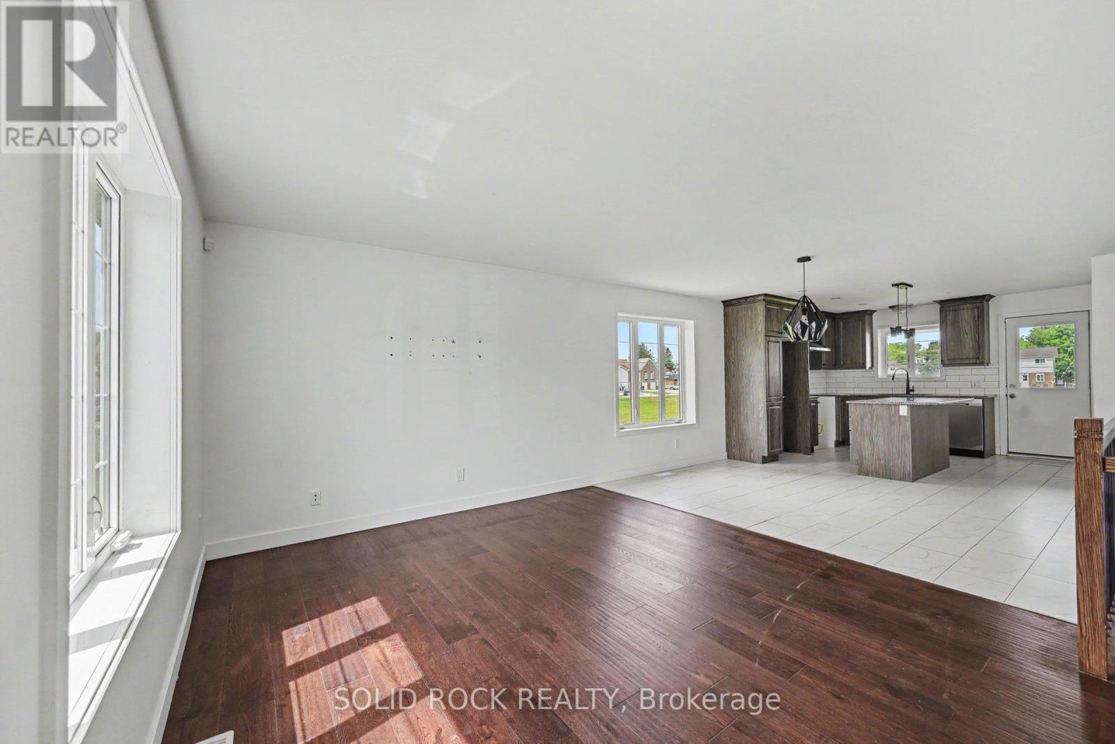 830 Portelance Avenue, Hawkesbury, Ontario  K6A 2Z4 - Photo 5 - X13436398