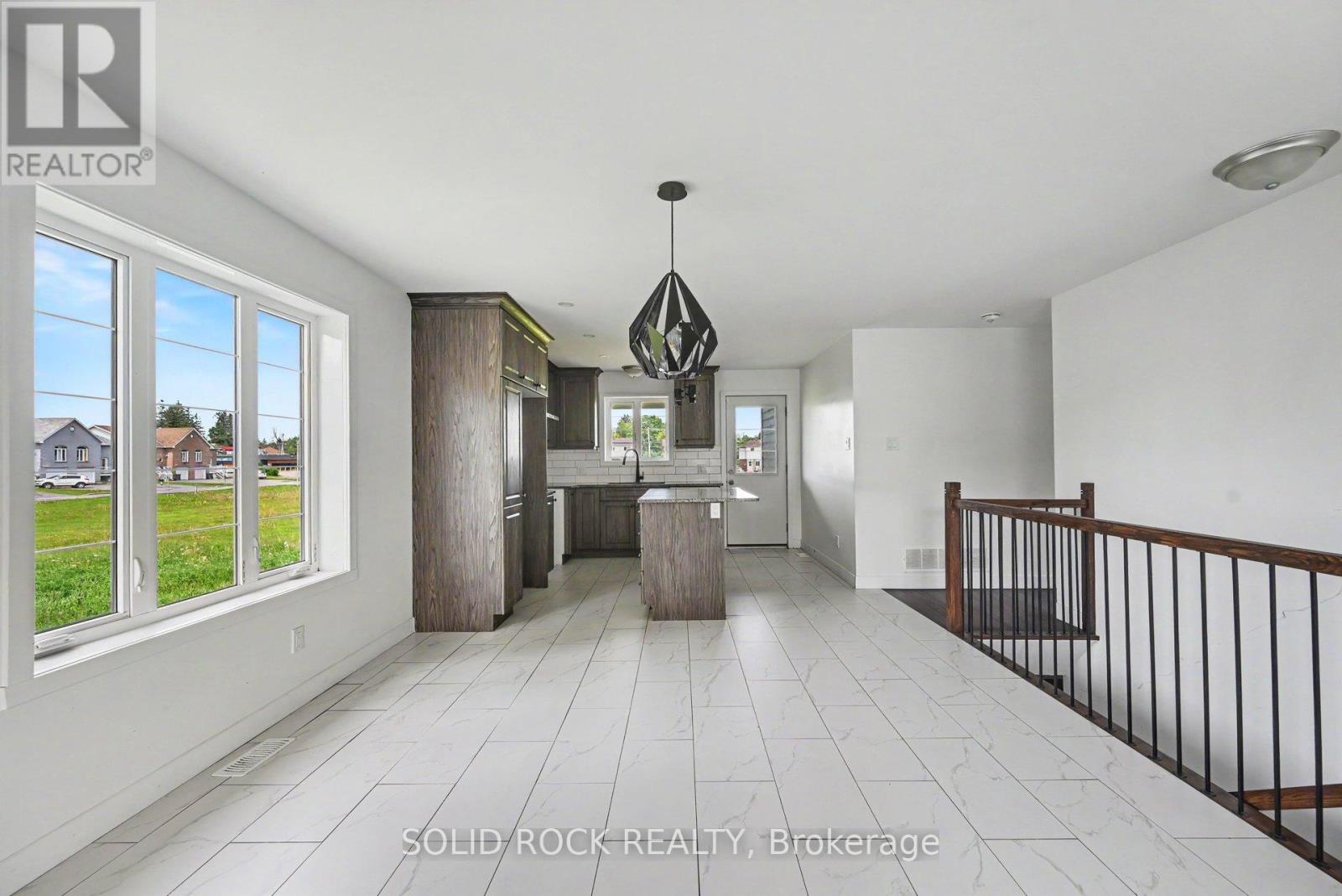 830 Portelance Avenue, Hawkesbury, Ontario  K6A 2Z4 - Photo 9 - X13436398