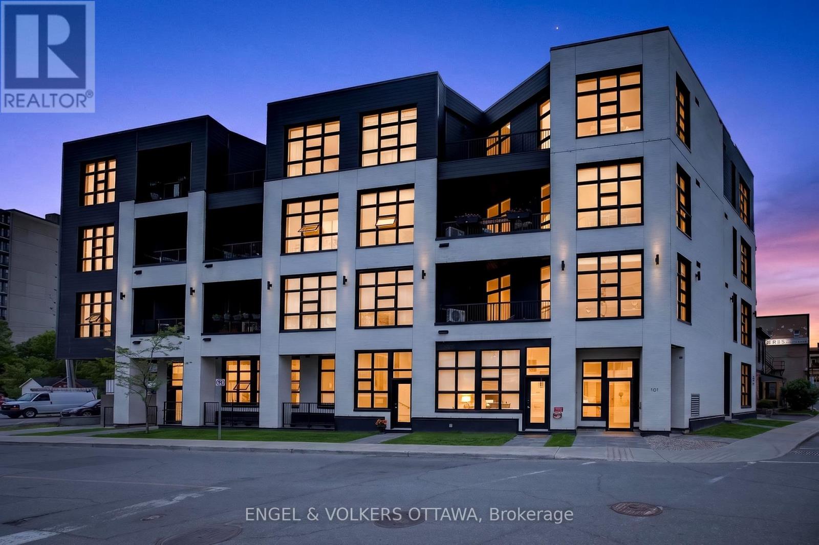 102 - 101 Pinhey Street, Ottawa, Ontario  K1Y 1V9 - Photo 2 - X13436508