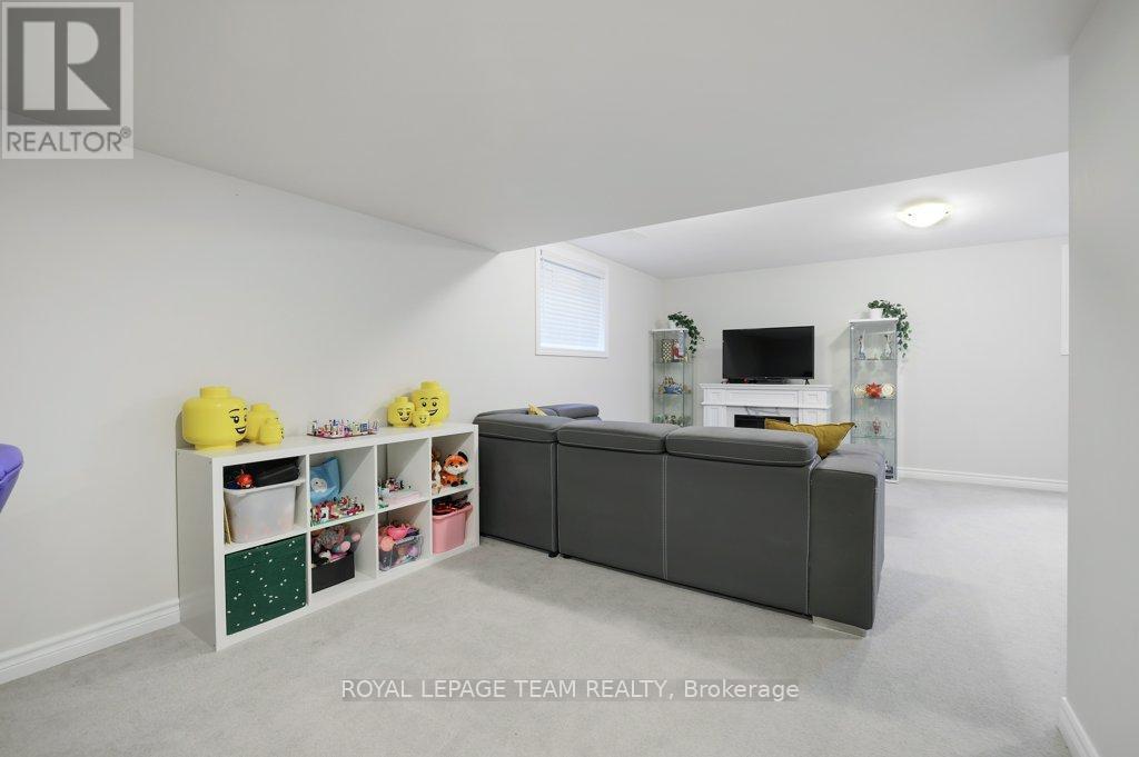 702 Vivera Place, Ottawa, Ontario  K2S 2M8 - Photo 30 - X13436628