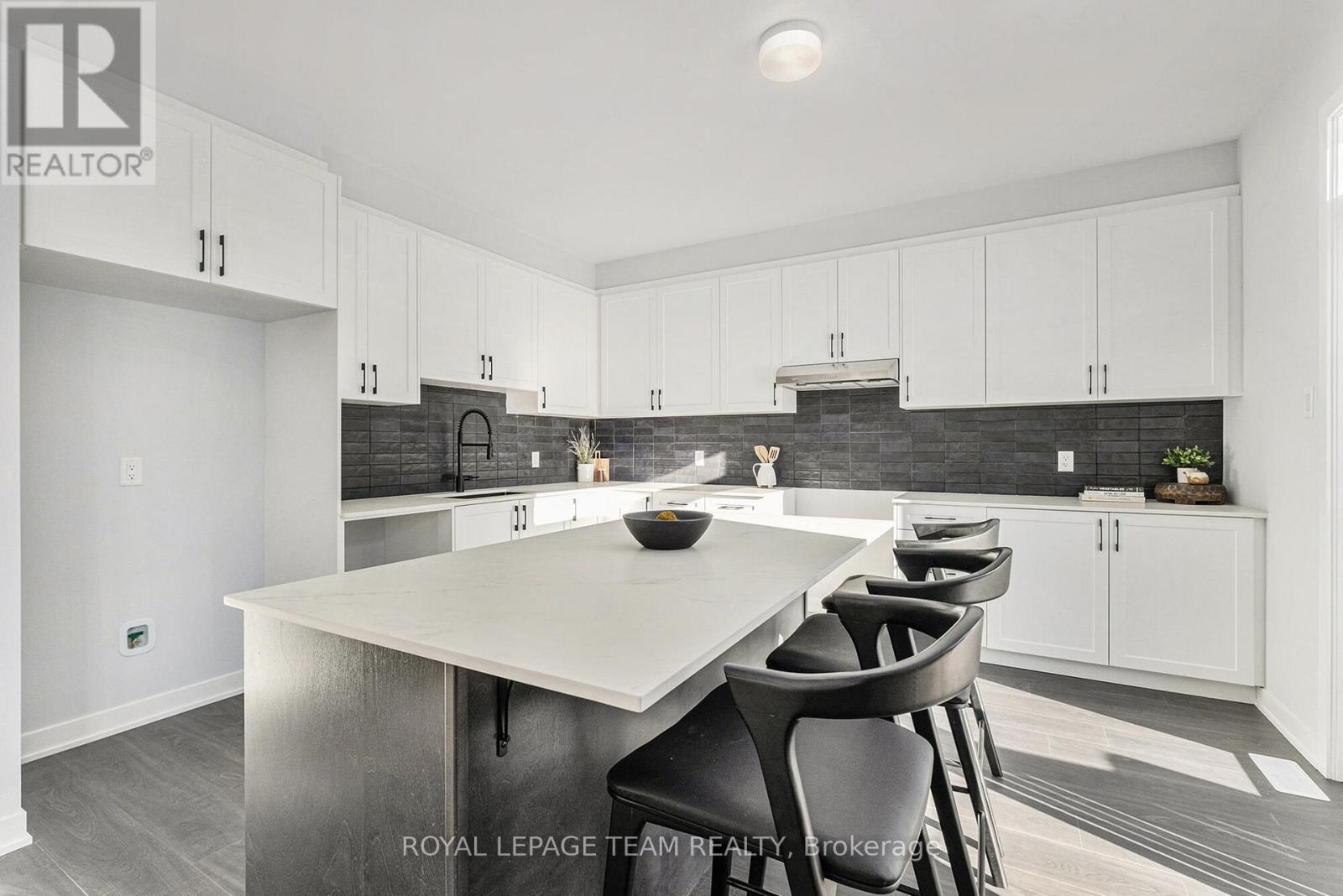 312 Remillard Drive, North Grenville, Ontario  K0G 1J0 - Photo 12 - X13436740