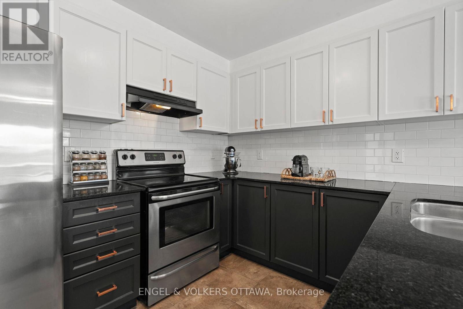 166 Lily Pond Street, Ottawa, Ontario  K2M 0J5 - Photo 10 - X13436938