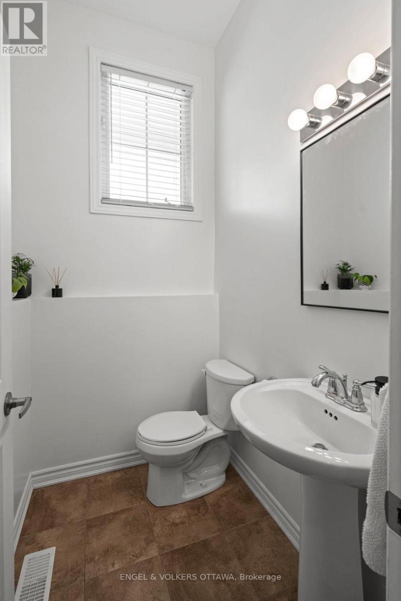 166 Lily Pond Street, Ottawa, Ontario  K2M 0J5 - Photo 15 - X13436938