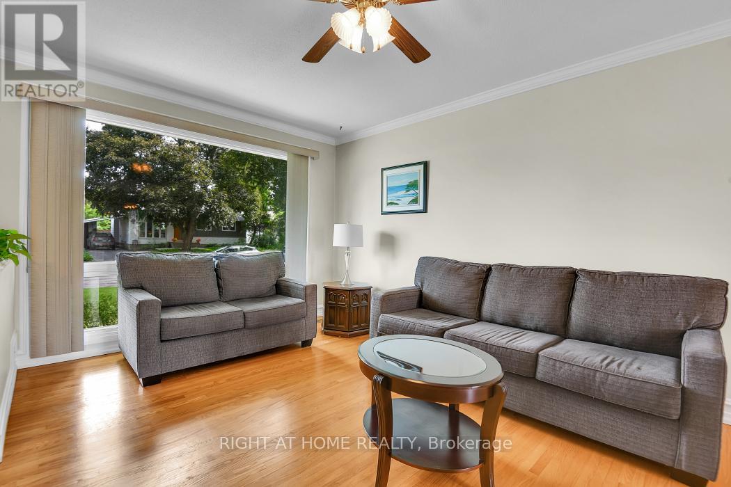 2159 Monson Crescent, Ottawa, Ontario  K1J 6A7 - Photo 6 - X13436946