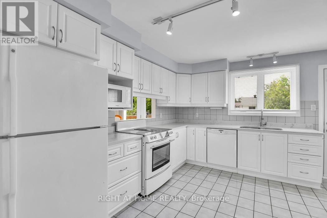 2159 Monson Crescent, Ottawa, Ontario  K1J 6A7 - Photo 9 - X13436946