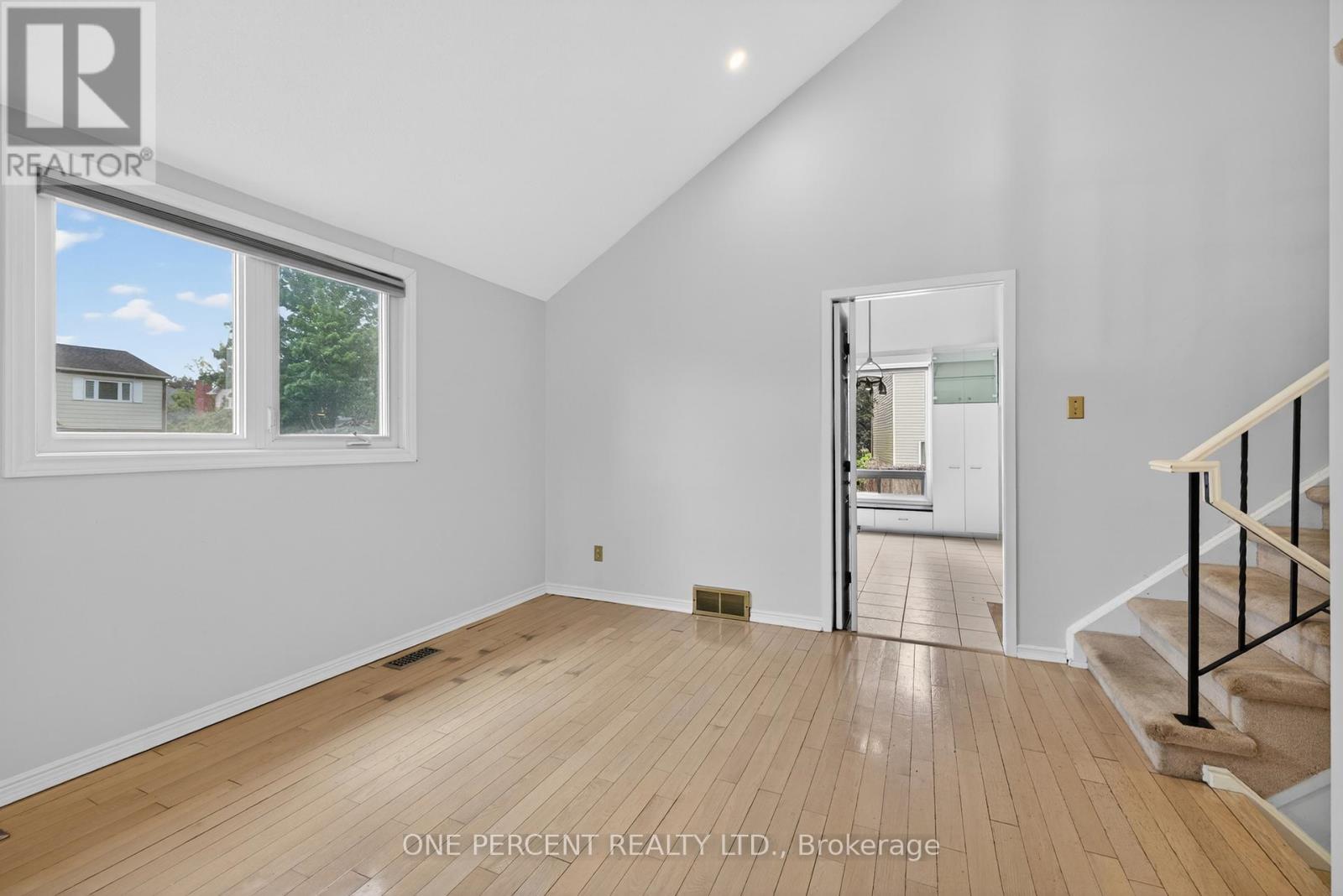 6343 Mattice Avenue, Ottawa, Ontario  K1C 2G1 - Photo 15 - X13436968