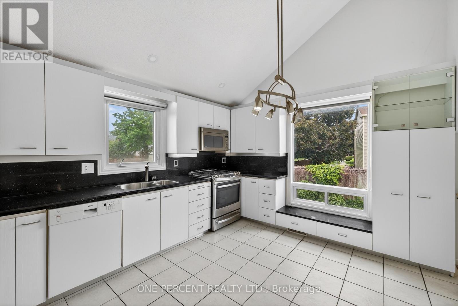6343 Mattice Avenue, Ottawa, Ontario  K1C 2G1 - Photo 16 - X13436968