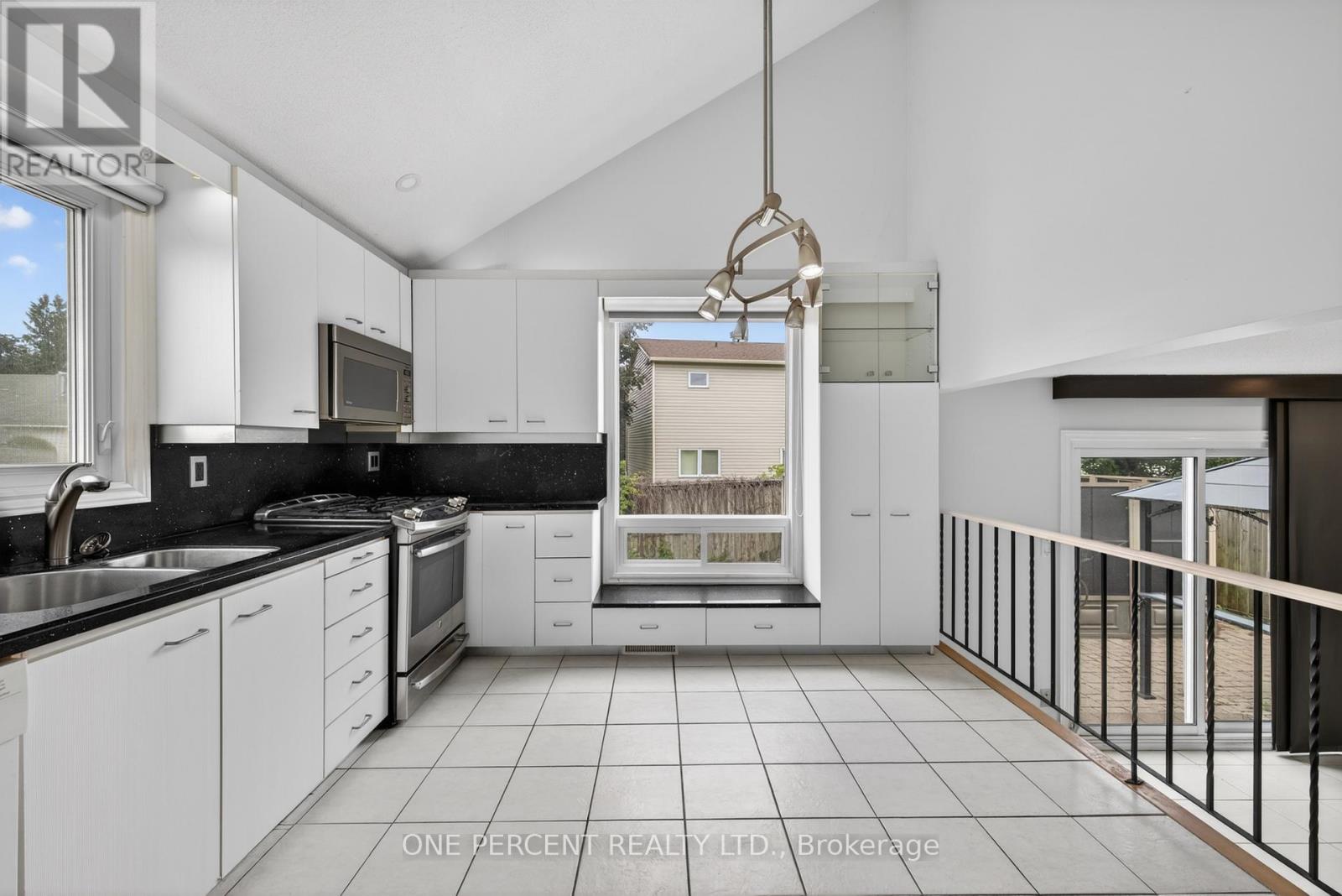 6343 Mattice Avenue, Ottawa, Ontario  K1C 2G1 - Photo 18 - X13436968