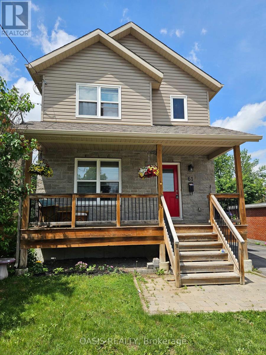 61 HERRIOTT STREET, Carleton Place, Ontario