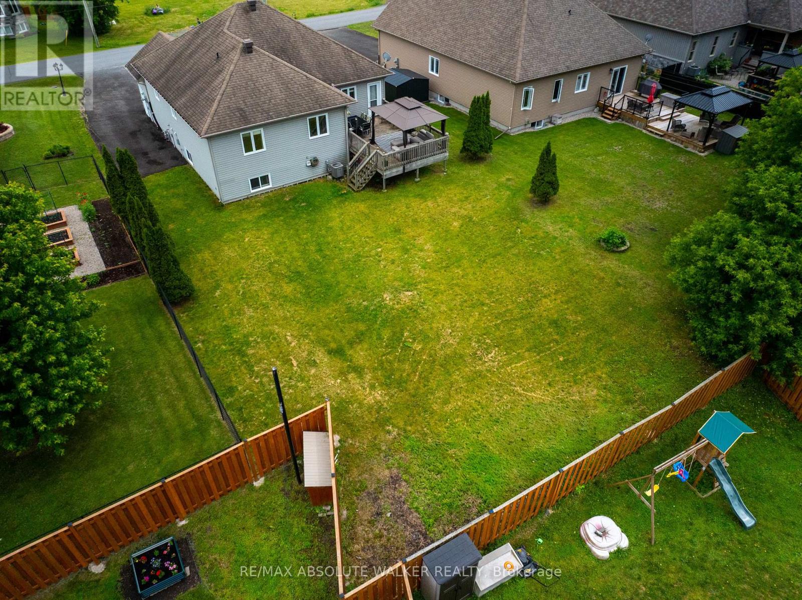 9 Gloss Street, North Stormont, Ontario  K0A 1R0 - Photo 34 - X13437108
