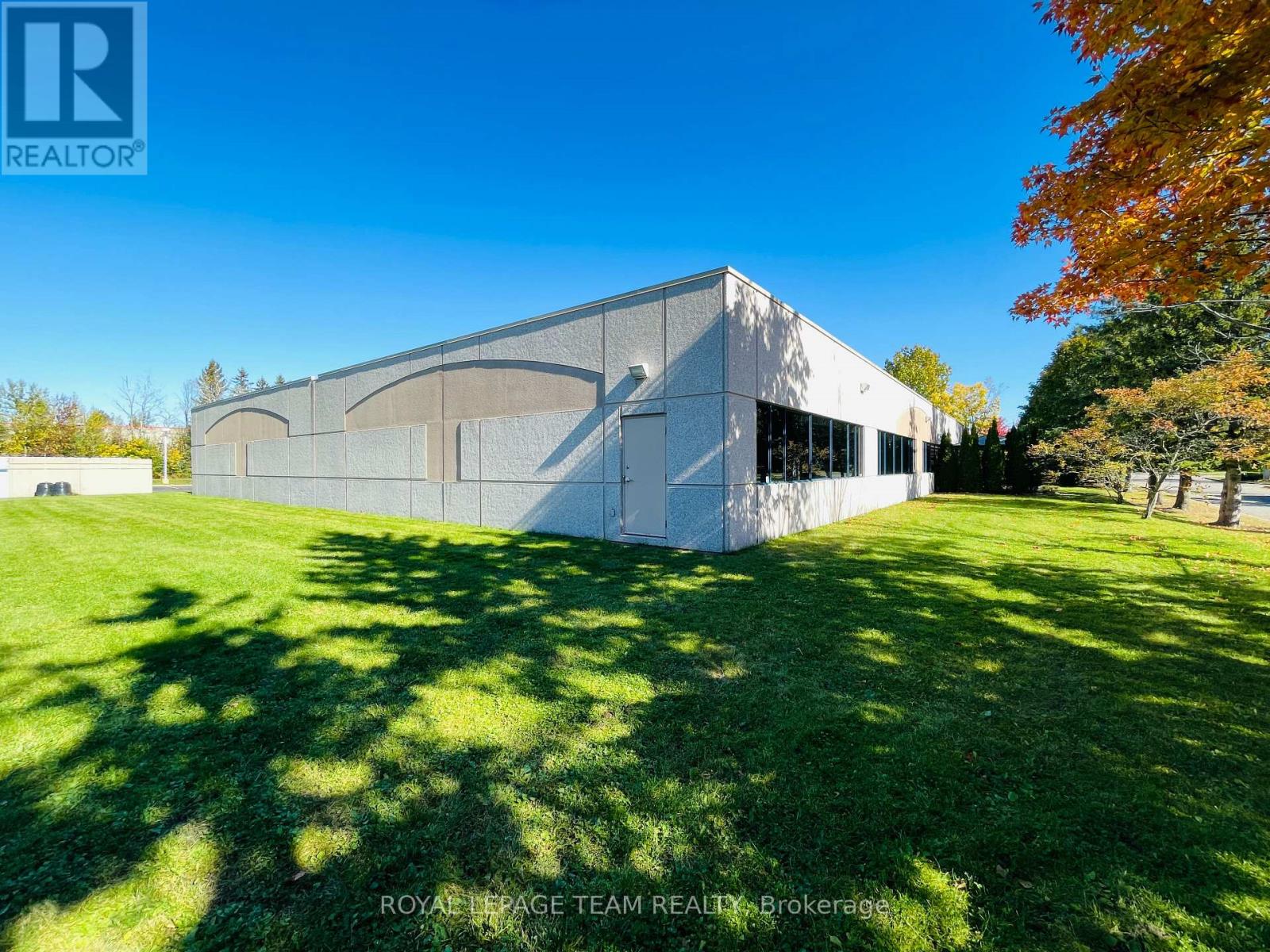 2490 Don Reid Drive, Ottawa, Ontario  K1H 1E1 - Photo 12 - X13437180