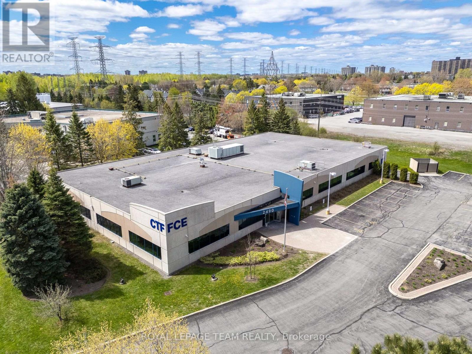 2490 Don Reid Drive, Ottawa, Ontario  K1H 1E1 - Photo 6 - X13437180