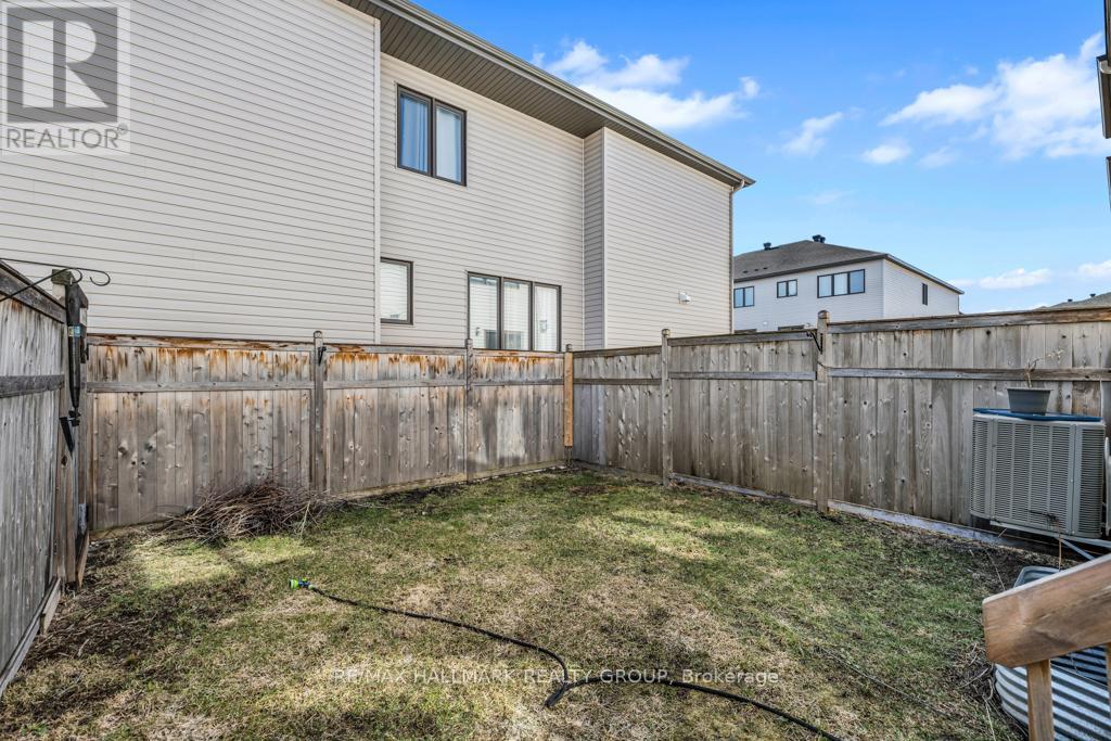 600 Parade Drive, Ottawa, Ontario  K2S 0Y5 - Photo 29 - X13437186