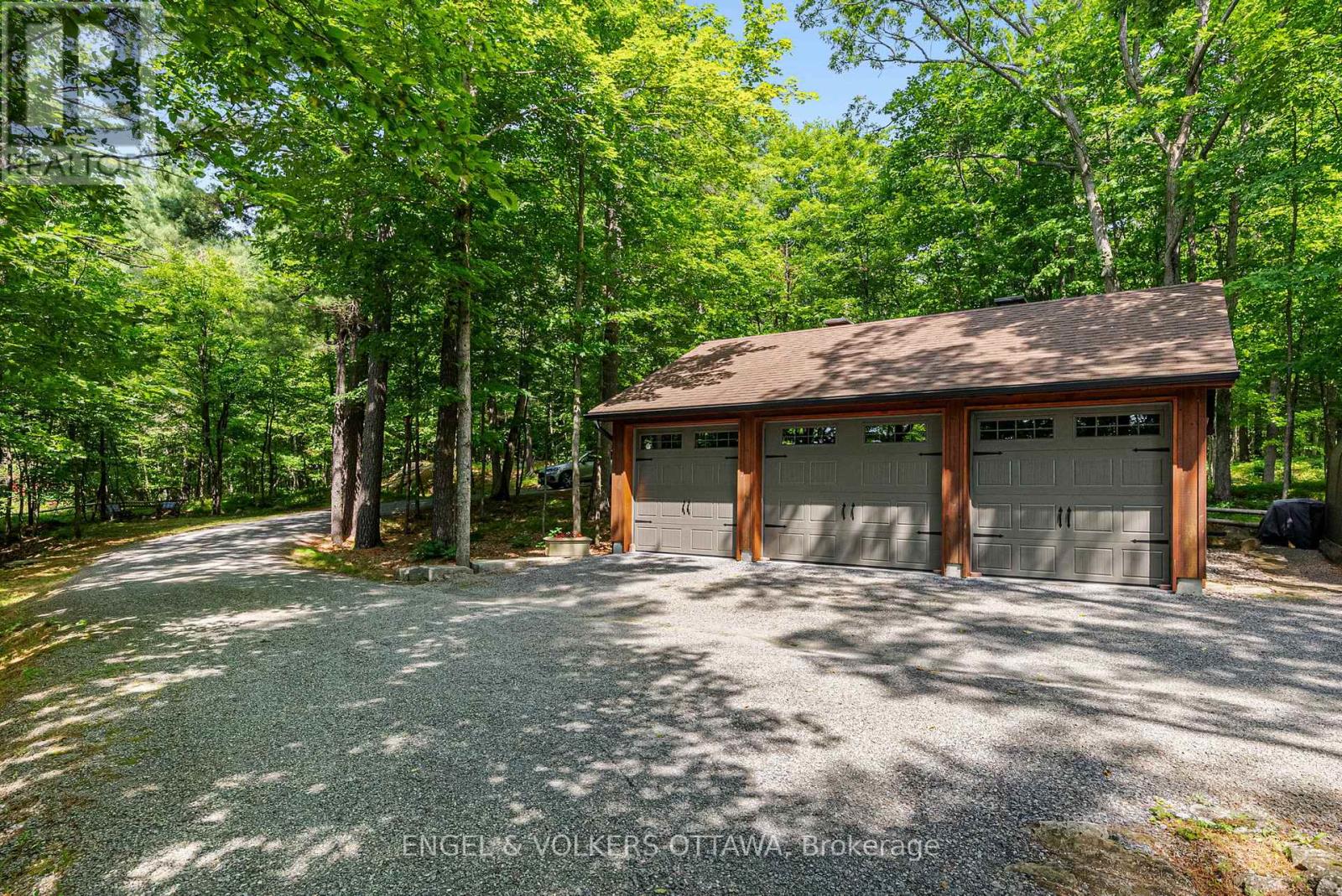 216 Connies Lane, Rideau Lakes, Ontario  K0G 1X0 - Photo 39 - X13437382