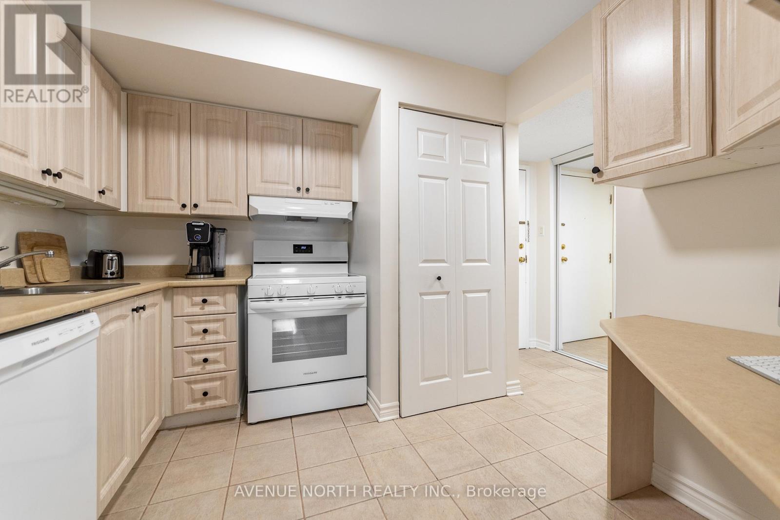 202 - 270 Lorry Greenberg Drive, Ottawa, Ontario  K1T 3K2 - Photo 9 - X13437454