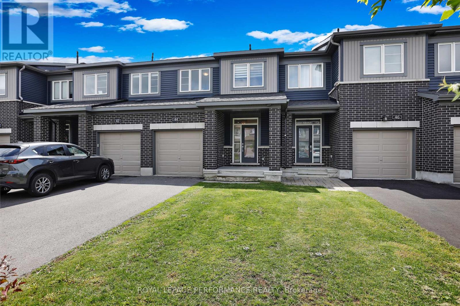 44 Gardenpost Terrace, Ottawa, Ontario  K4A 1G8 - Photo 1 - X13437662