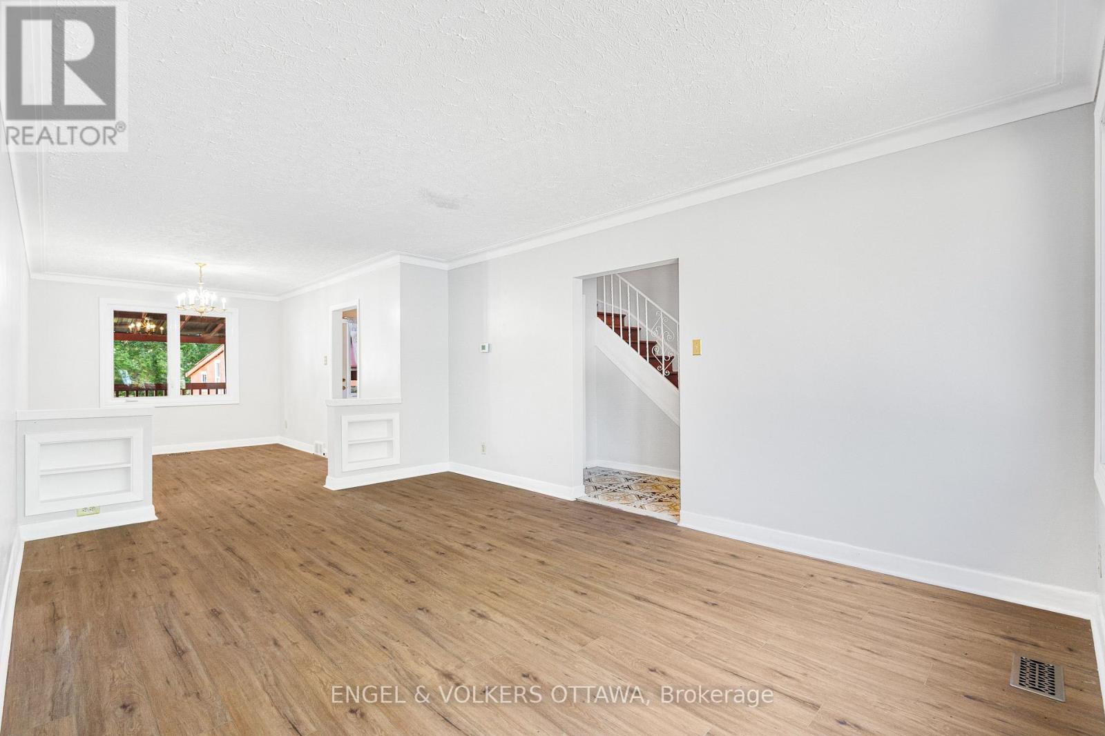 1402 Kilborn Avenue, Ottawa, Ontario  K1H 6L8 - Photo 10 - X13437940