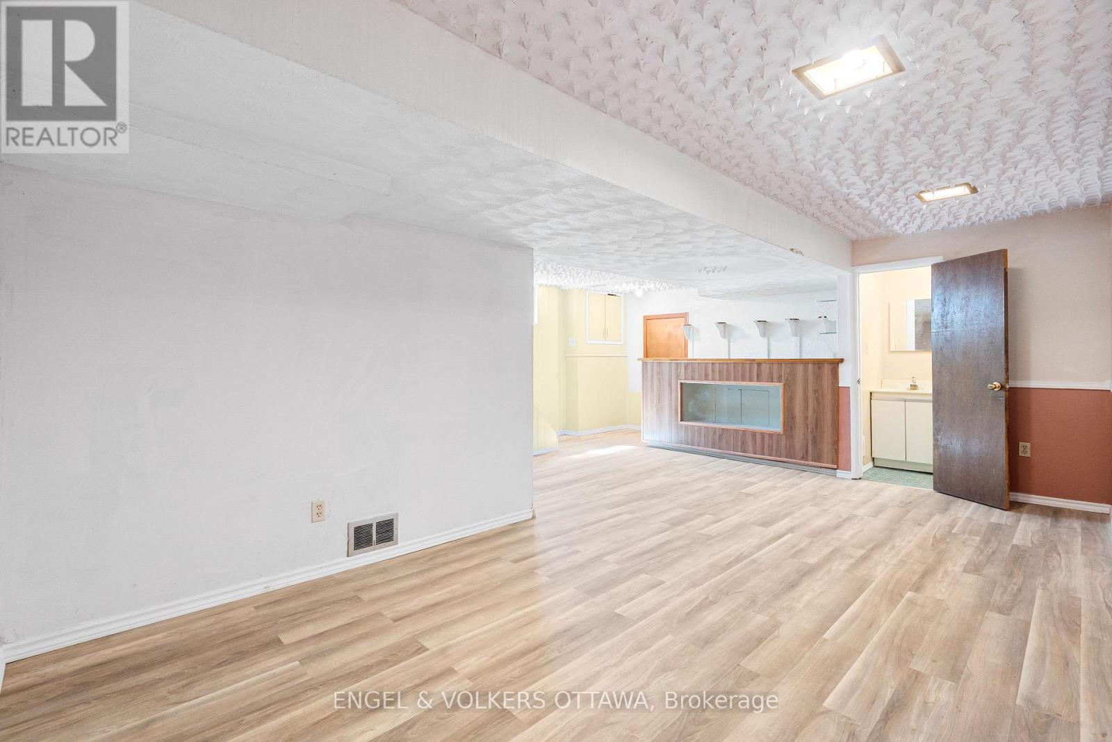 1402 Kilborn Avenue, Ottawa, Ontario  K1H 6L8 - Photo 28 - X13437940