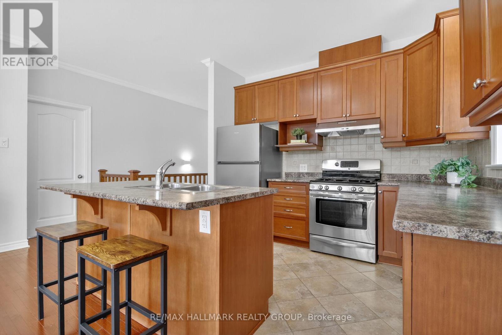 335 Jackson Stitt Circle, Ottawa, Ontario  K2S 0C4 - Photo 16 - X13437978