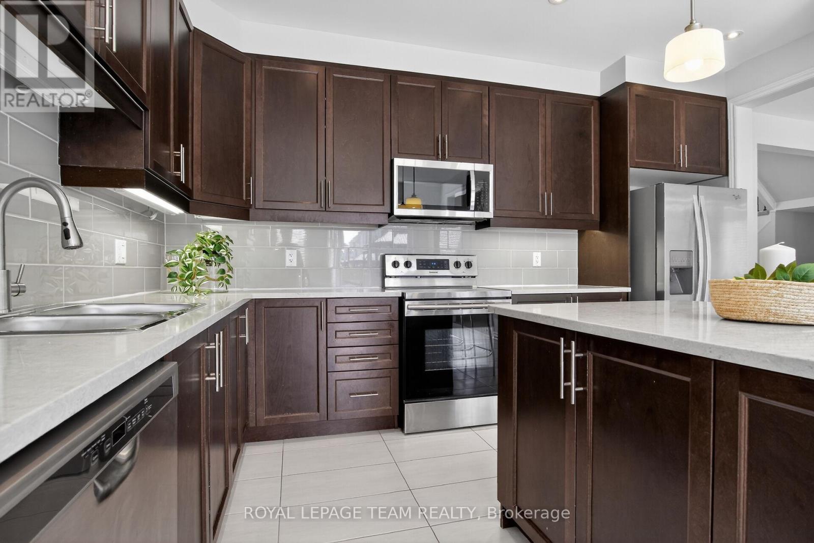 925 Whimbrel Way, Ottawa, Ontario  K2J 6C5 - Photo 18 - X13438036