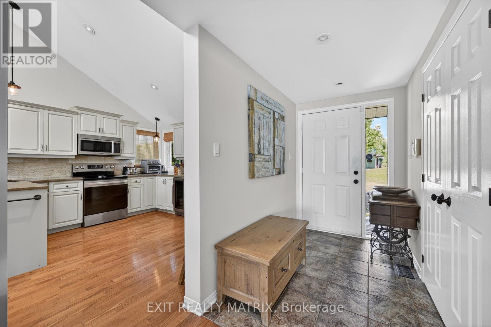 30 Cory Drive, Front Of Yonge, Ontario  K0E 1R0 - Photo 5 - X13438070