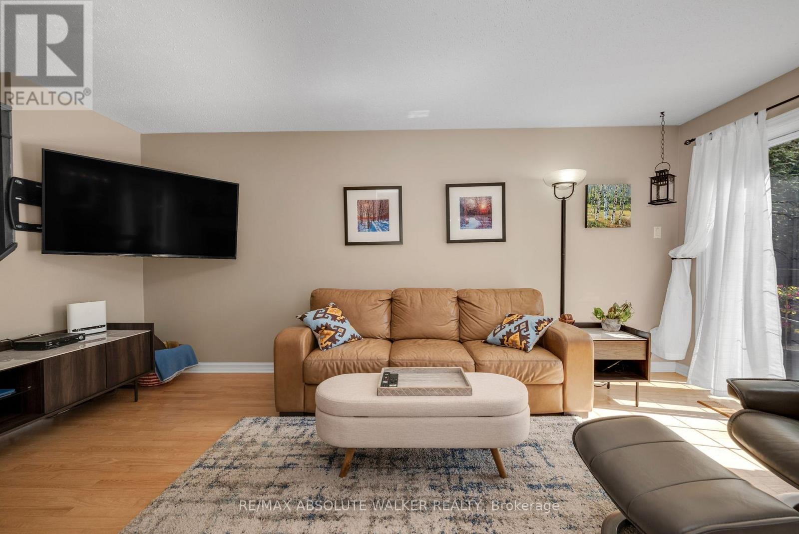 1546 Meadowfield Place, Ottawa, Ontario  K1C 5V9 - Photo 6 - X13438122
