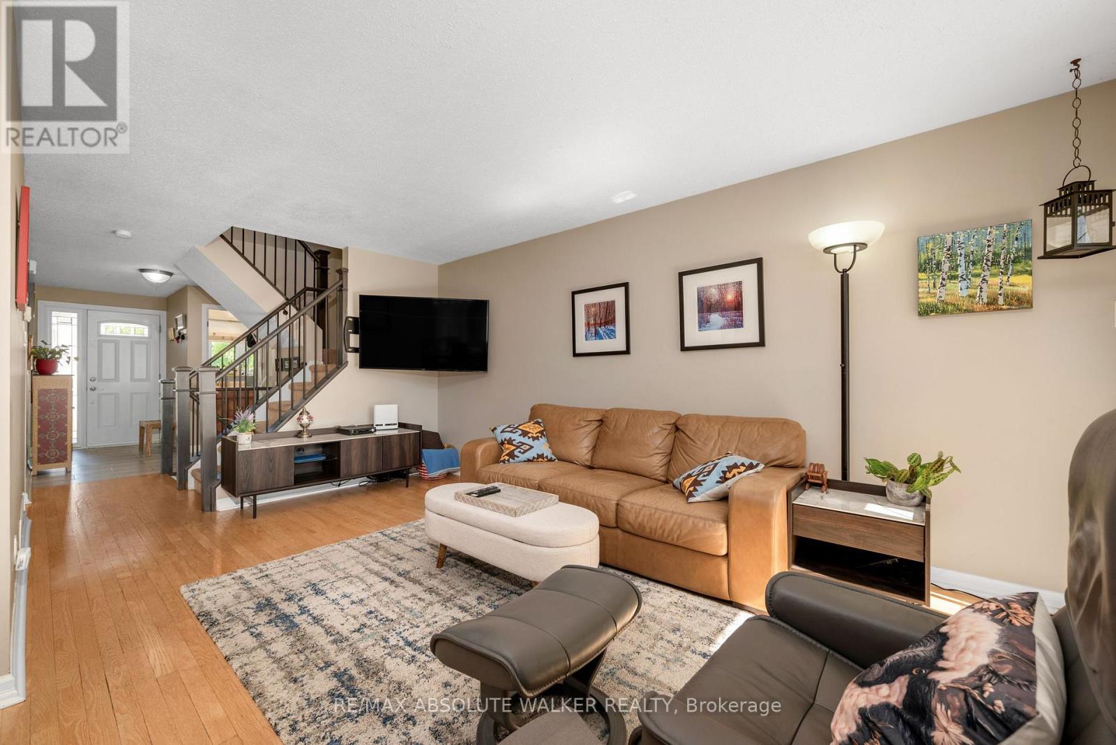 1546 Meadowfield Place, Ottawa, Ontario  K1C 5V9 - Photo 7 - X13438122