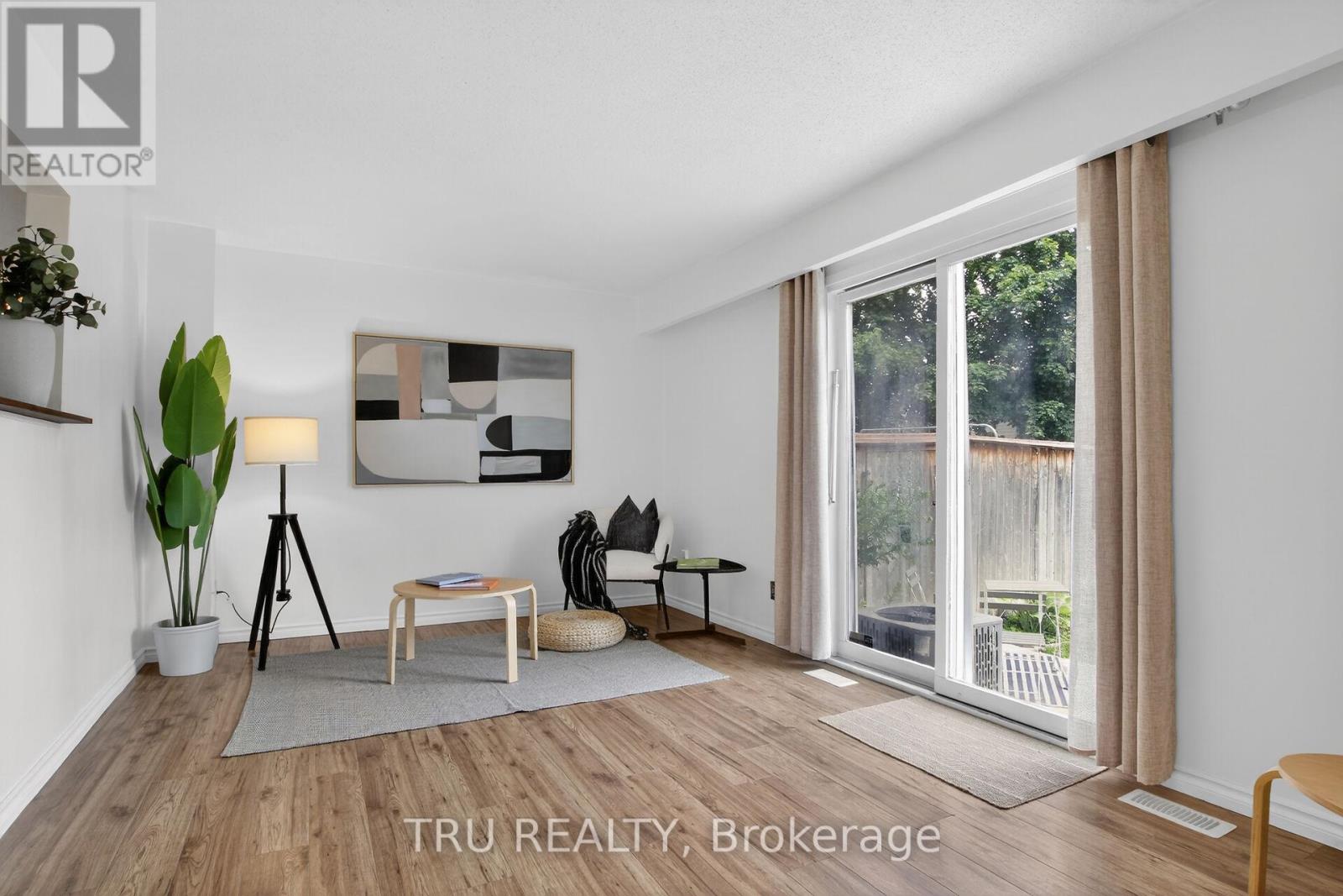 16-164 Barrow Crescent, Ottawa, Ontario  K2L 2J1 - Photo 12 - X13438182