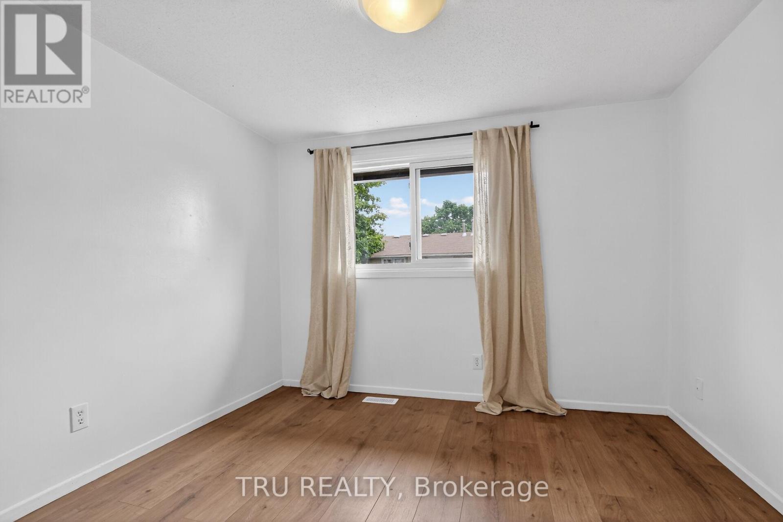 16-164 Barrow Crescent, Ottawa, Ontario  K2L 2J1 - Photo 18 - X13438182