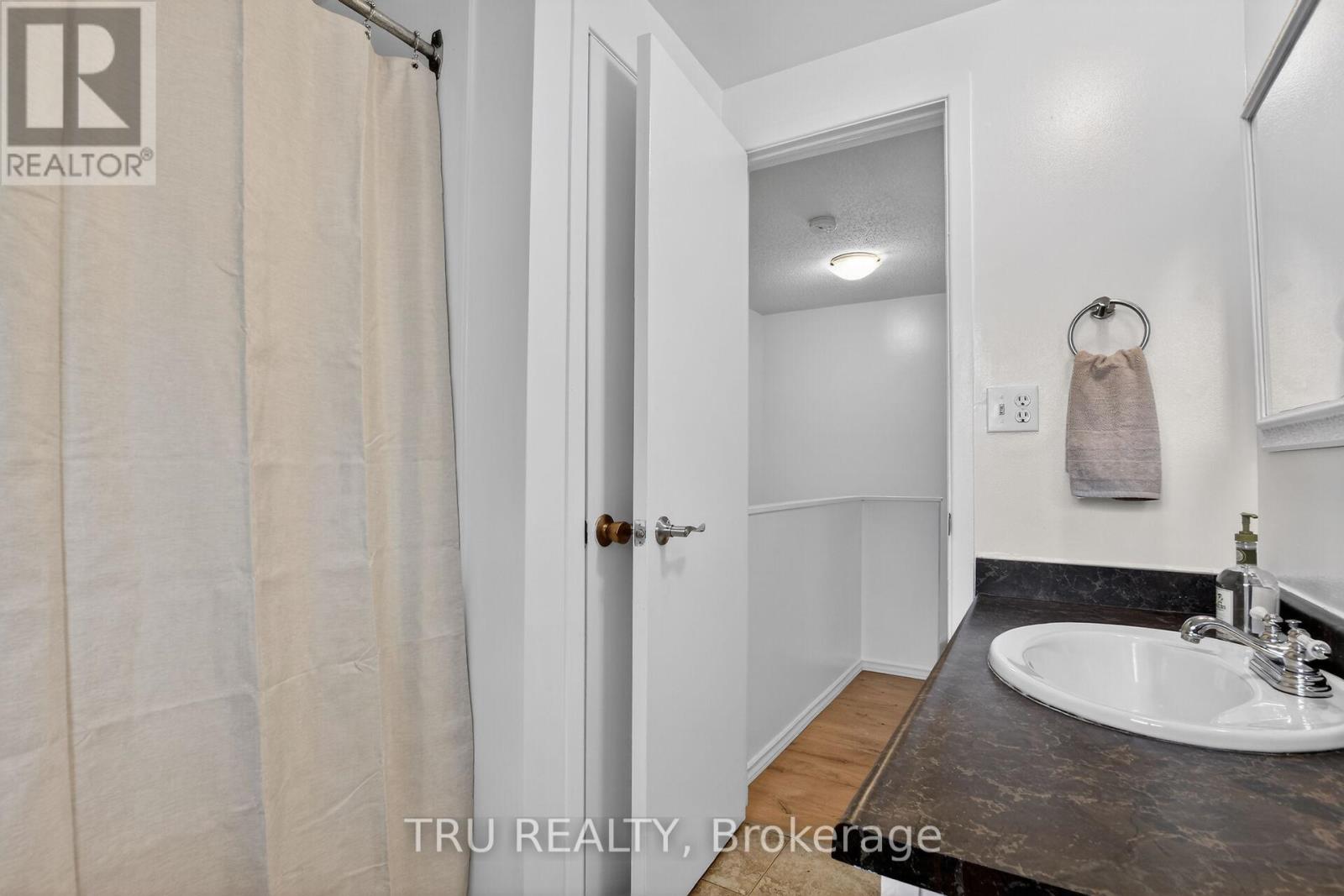 16-164 Barrow Crescent, Ottawa, Ontario  K2L 2J1 - Photo 24 - X13438182