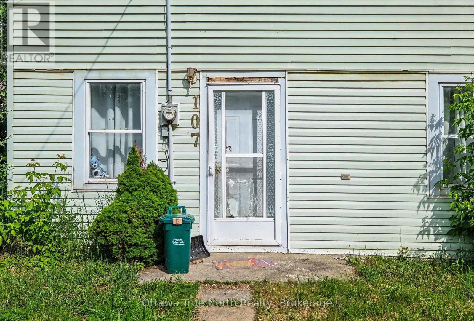 107 Oxford Street E, North Grenville, Ontario  K0G 1J0 - Photo 3 - X13438358