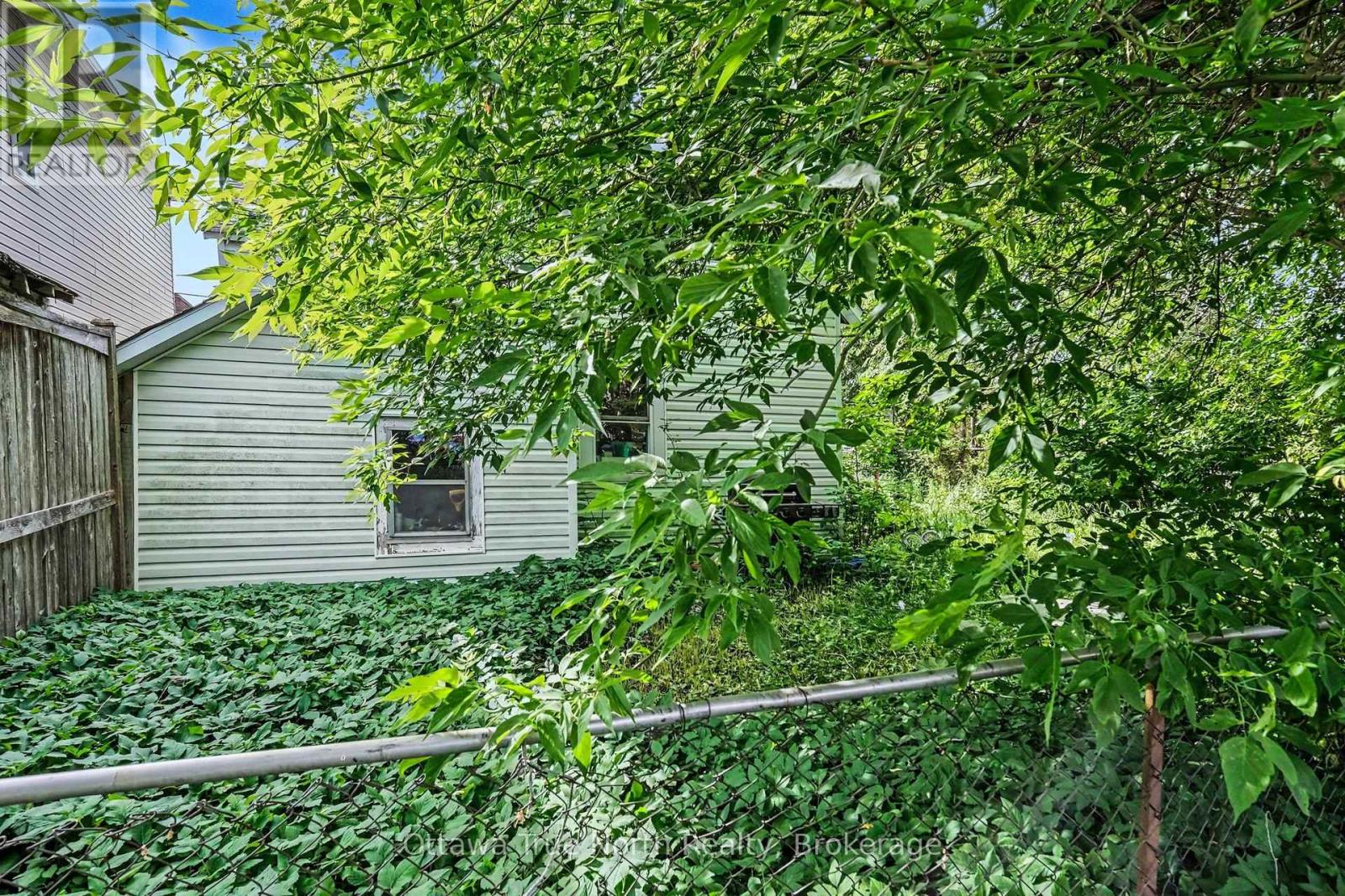 107 Oxford Street E, North Grenville, Ontario  K0G 1J0 - Photo 5 - X13438358